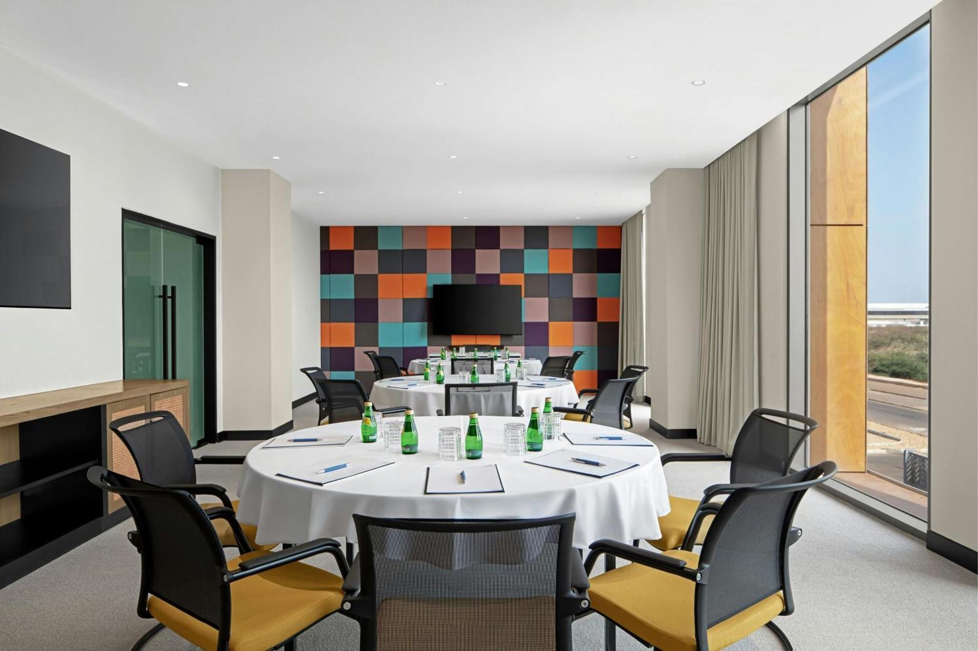 Four Points By Sheraton Dakar Diamniadio Noflaye Exterior foto